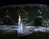 Эмма Уотсон презентовала фильм "Красавица и Чудовище" в нежном образе