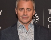 Метт Леблан захоплює свіжим зовнішнім виглядом Метт Леблан захоплює свіжим зовнішнім виглядом