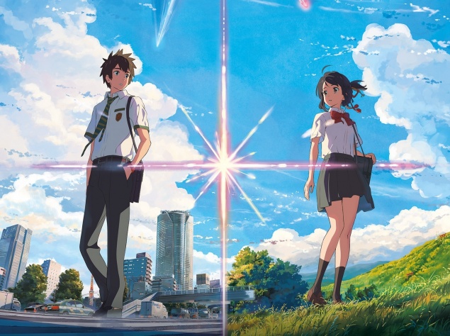 Фэнтези "Твое имя". История о девушке из провинциального городка в горах Японии и парне из Токио, которые однажды обнаруживают непостижимую и невероятную связь друг с другом. Во сне они меняются телами и проживают жизни друг друга.