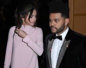 Селена Гомес рассталась с The Weeknd