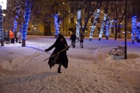 Дівчина з косою