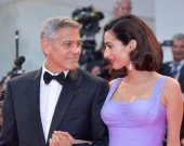 Джордж и Амаль Клуни решили обновить супружеские клятвы