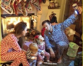 Арми Хаммер с семьей на рождество