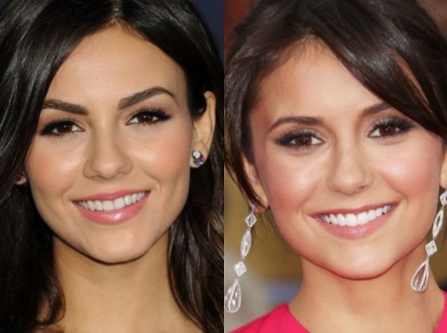 Вікторія Джастіс і Ніна Добрев