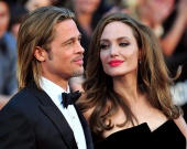 Официально: Анджелина Джоли и Брэд Питт развелись
