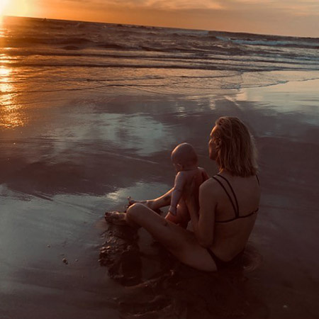 Диана Крюгер с дочерью