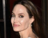 У дочки Анджеліни Джолі формується модельна фігура