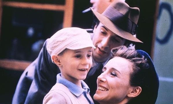 "Життя прекрасне"