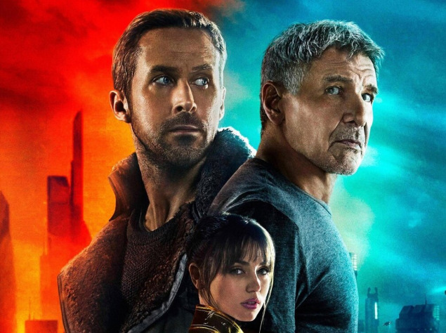 Бегущий по лезвию 2049 (2017)