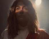 Дочка Майкла Джексона зіграє Ісуса у фільмі з Белою Торн