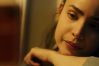 Птица в клетке