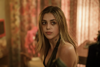 Опівночі у високій траві