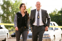 Опівночі у високій траві