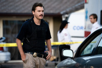 Опівночі у високій траві