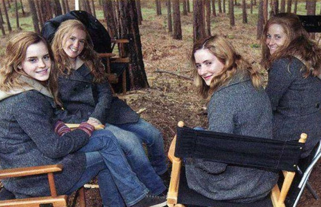 Эмма Уотсон со своими дублершами