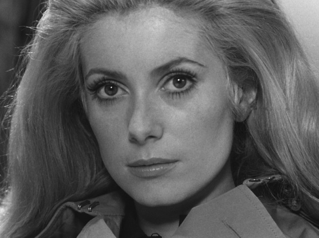 Катрін Деньов Катрін Деньов