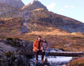 Лілі Коллінз та Чарлі Макдавелл провели медовий місяць у Скандинавії