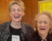 Шэрон Стоун восхитила фото с 91-летней мамой