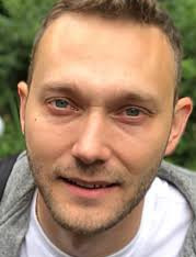 Володимир Мулà