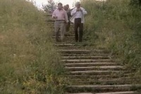 Чи не послати нам...гінця?
