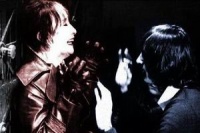 Кроваво-красное