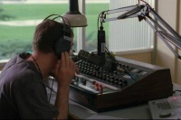 Держи Дистанцию.