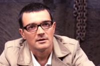 Людина, яка знала все