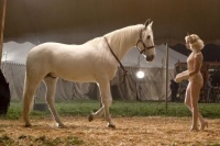 Воды слонам