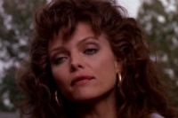 Замужем за мафией