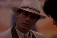 Замужем за мафией