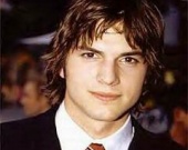 Эштон Катчер становится мужчиной