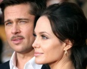 Питт и Джоли: или я или еще один ребенок!