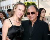 Чич Марин женился