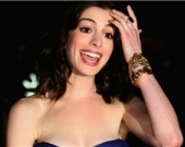 Энн Хэтэуэй готовится стать мужчиной