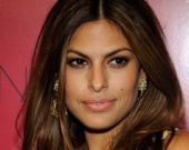 Ева Мендес отлично целуется