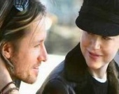 Кидман лечит мужа