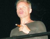 Стинг немного drunk