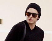 Зак Эфрон рассказал, как он убегал от своих фанаток