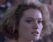 Виктория Толстоганова обнажилась