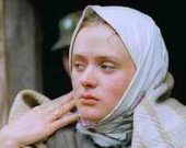 Странный наряд Михалковой