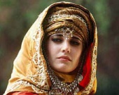 Девушка Бонда клонирует своего мужа