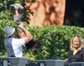 Питт, Боно и Ден Ниро отдыхают вместе