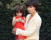 Сури Круз играет долларами