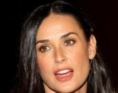 Деми Мур затеяла ремонт в своем шикарном особняке Деми Мур затеяла ремонт в своем шикарном особняке