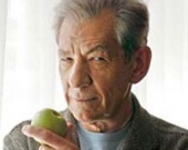 У Йена Маккеллена появится вымышленный брат