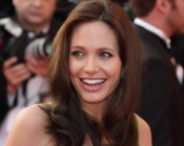 Джоли потратила 140 тысяч долларов