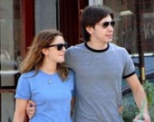 Дрю Бэрримор выгнала Джастина Лонга