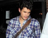 Майли Сайрус влюбилась в экс-бойфренда Энистон