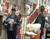 Николь Кидман и Кит Урбан закупаются к Рождеству