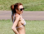 Линдсей Лохан уехала на Гавайи